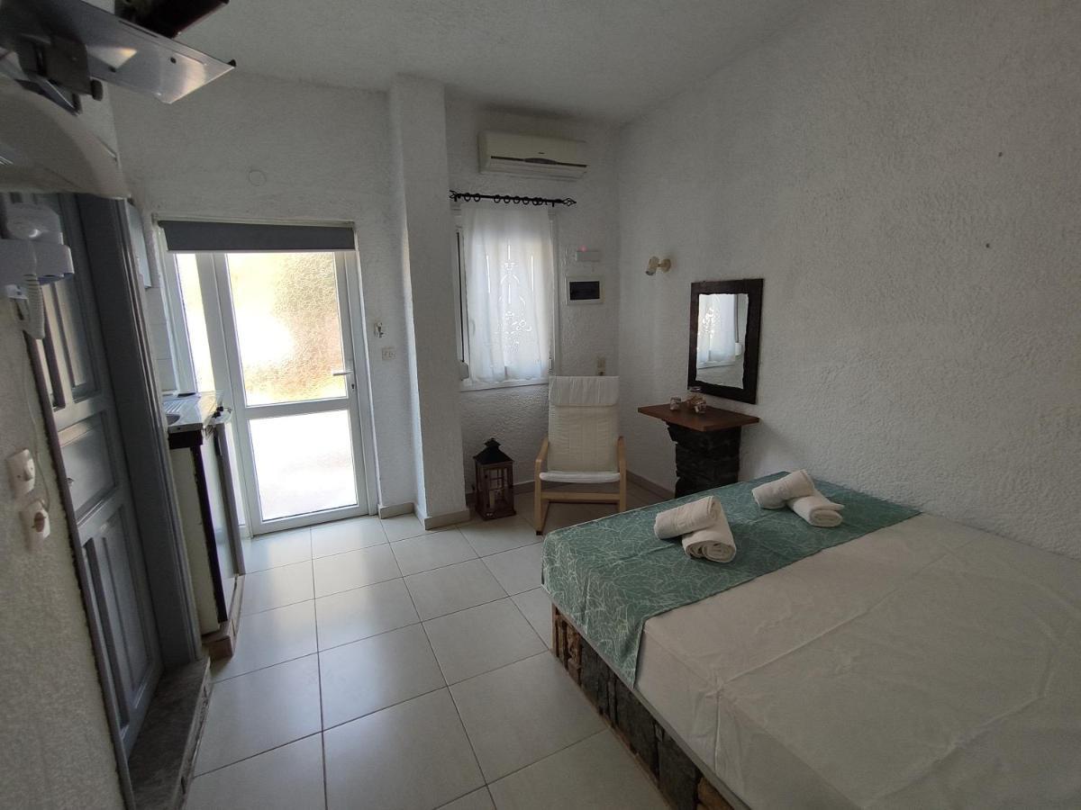 Armeno Studios Limenaria  Luaran gambar